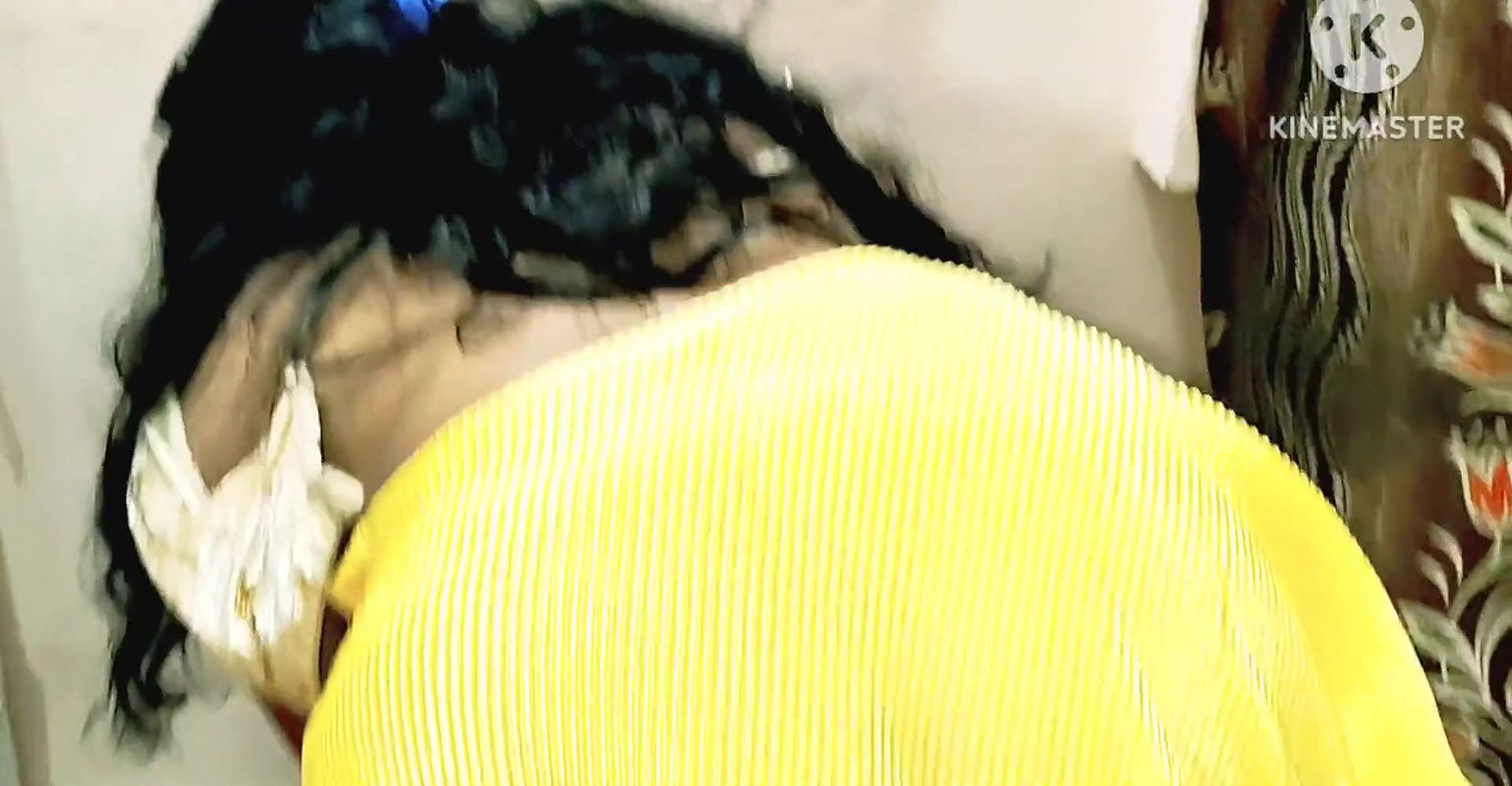 Mom’s Called Neighbour’s guys