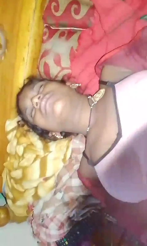 Odia sexy Bhabhi boobs press. Sexy girl sikha