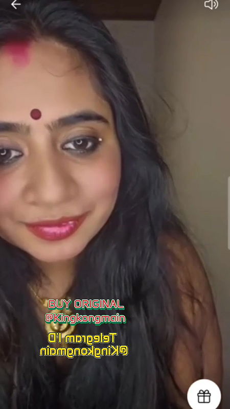 Nila Nambiar Saree Strip on Tango 2