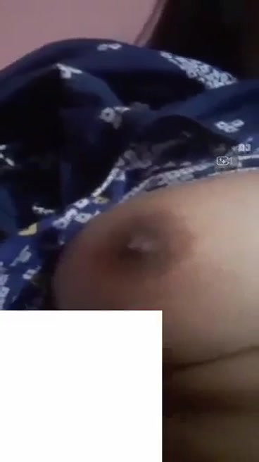 Gf Showing Lover