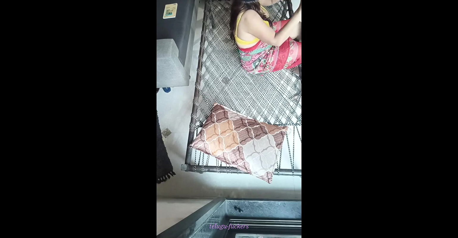 Desi Young Girl Student Studying Lonely Neighbour Boy Unspected Fucking On Village Cot