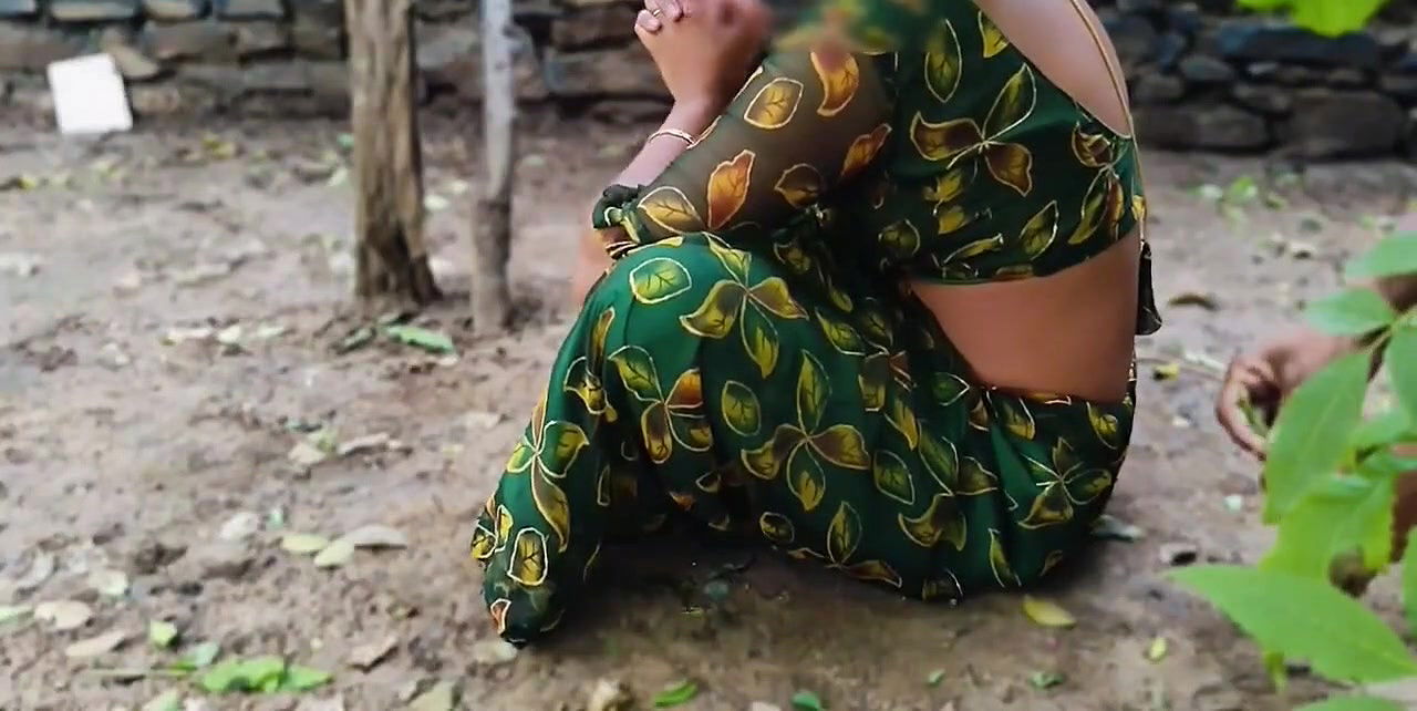 hardcore fuck with step sister after she is alone in the garden hindi darty talking