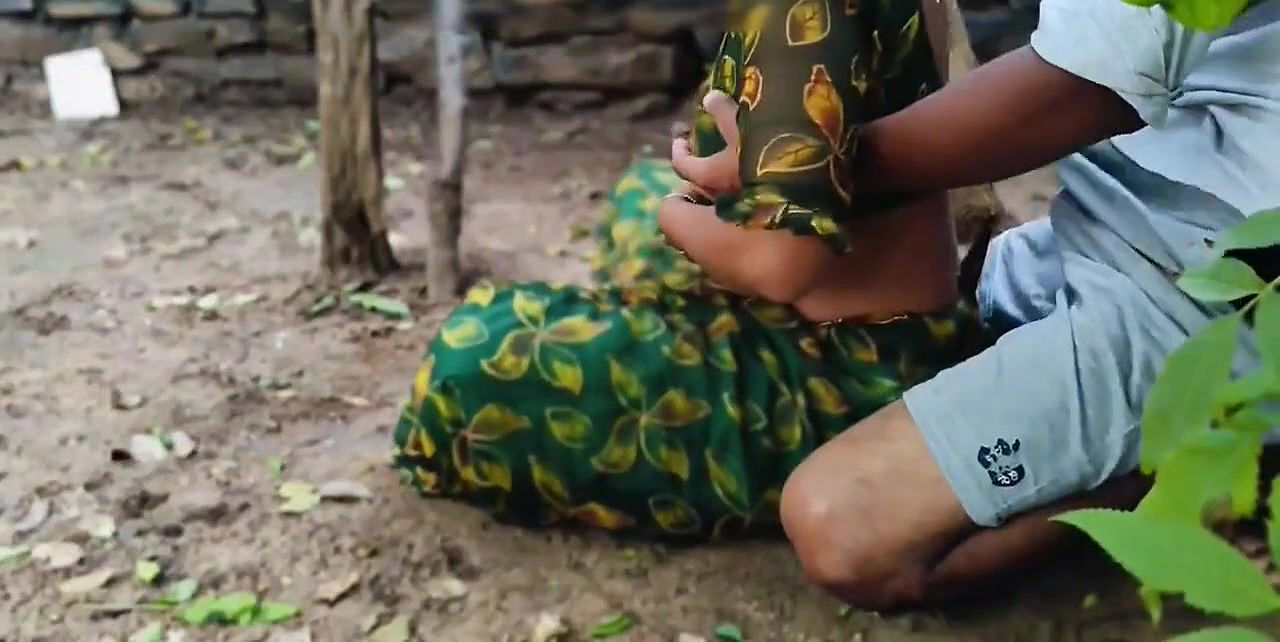 hardcore fuck with step sister after she is alone in the garden hindi darty talking