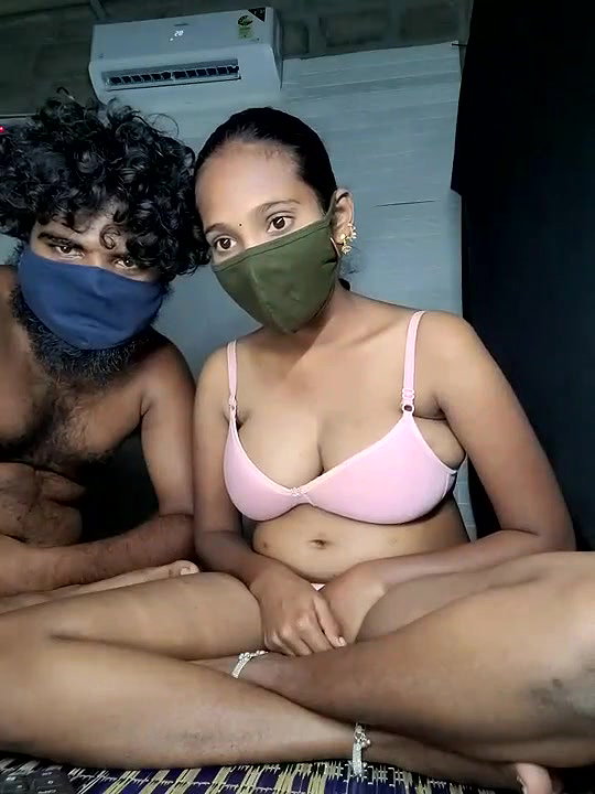 South Indian Tamil Wife Deep Blow And Fuck With Her Husband