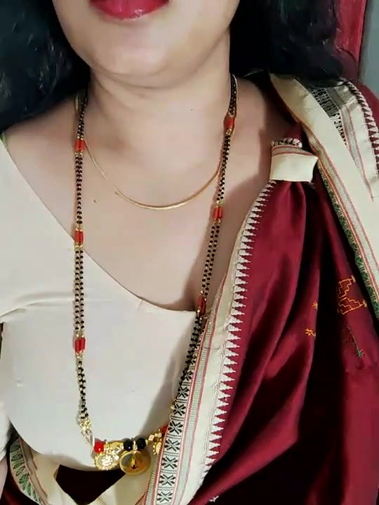 Telugu Aunty Sexy Teacher Show Her Big Boobs And Curves
