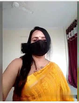 Tanvi Bhabhi on Stripchat Pussy Show