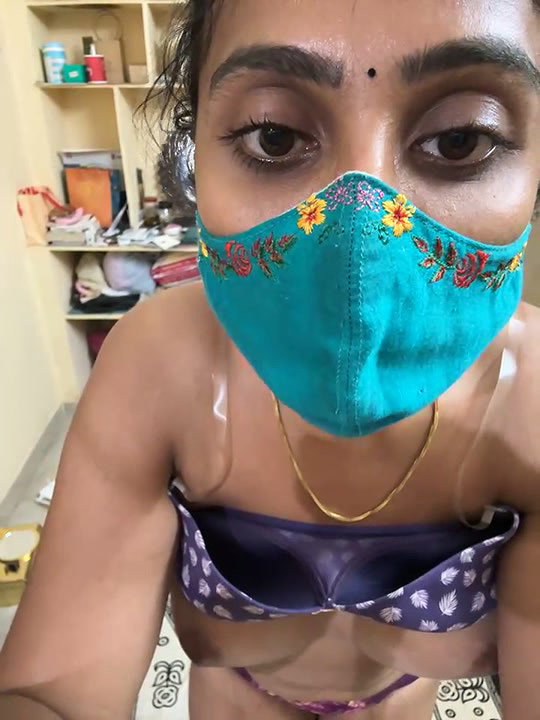 Telugu Busty Girl Show Boobs And Pussy With Her Sister