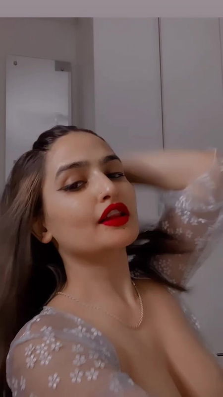 Sassy Poonam Show Topless Boobs