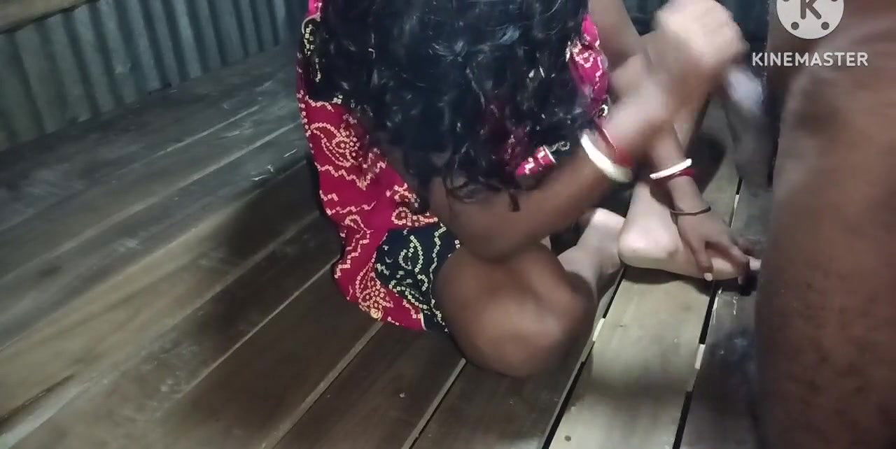 Desi bhabhi chudai karke Pani nikal Diya bahut maja aaya