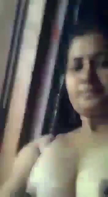 Bengali Unsatisfied Sexy Bhabi Showing And Fingering