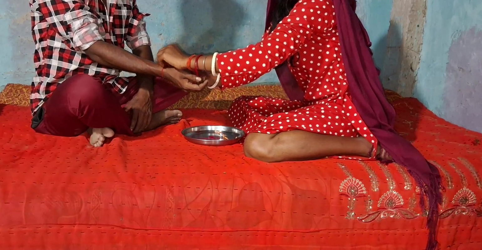 On Rakhi day my younger stepbrother fucked my ass