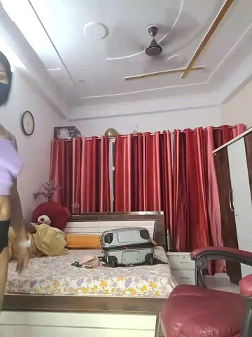 Stripchat-Public.Show-f-bulbul_babe-2023.10.01.194942