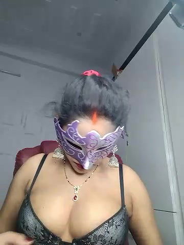 Stripchat-Public.Show-c-bulbul_babe-2024.04.26.193329