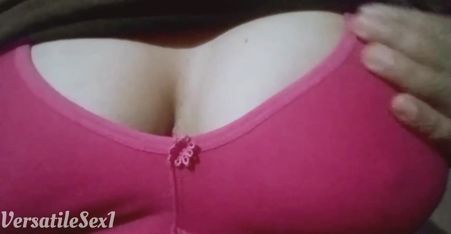 Desi beautiful boobs, Indian desi college girl playing with her beautiful boobs