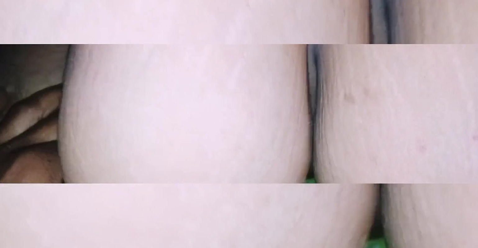 Desi Bhabhi ki Chudai Desi Bhabhi Indian Village Sex with Boyfriend