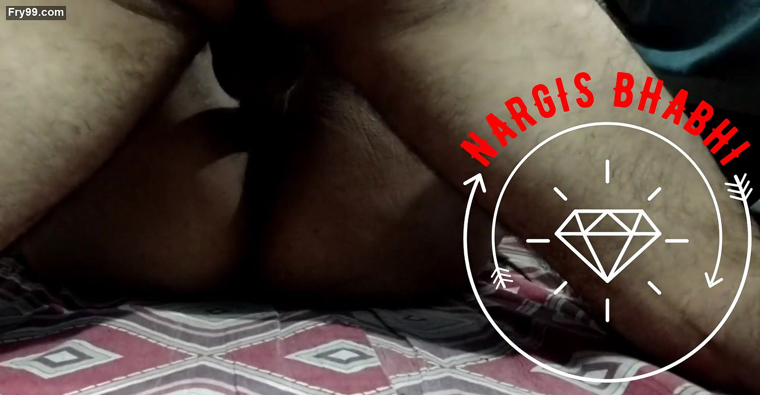 Had Sex with Stepmom hiding from Dad