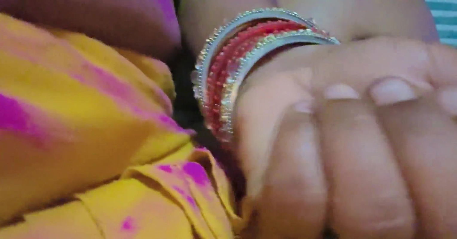 Holi mein bhabhi ki choochi pe laga rang and faux har hard