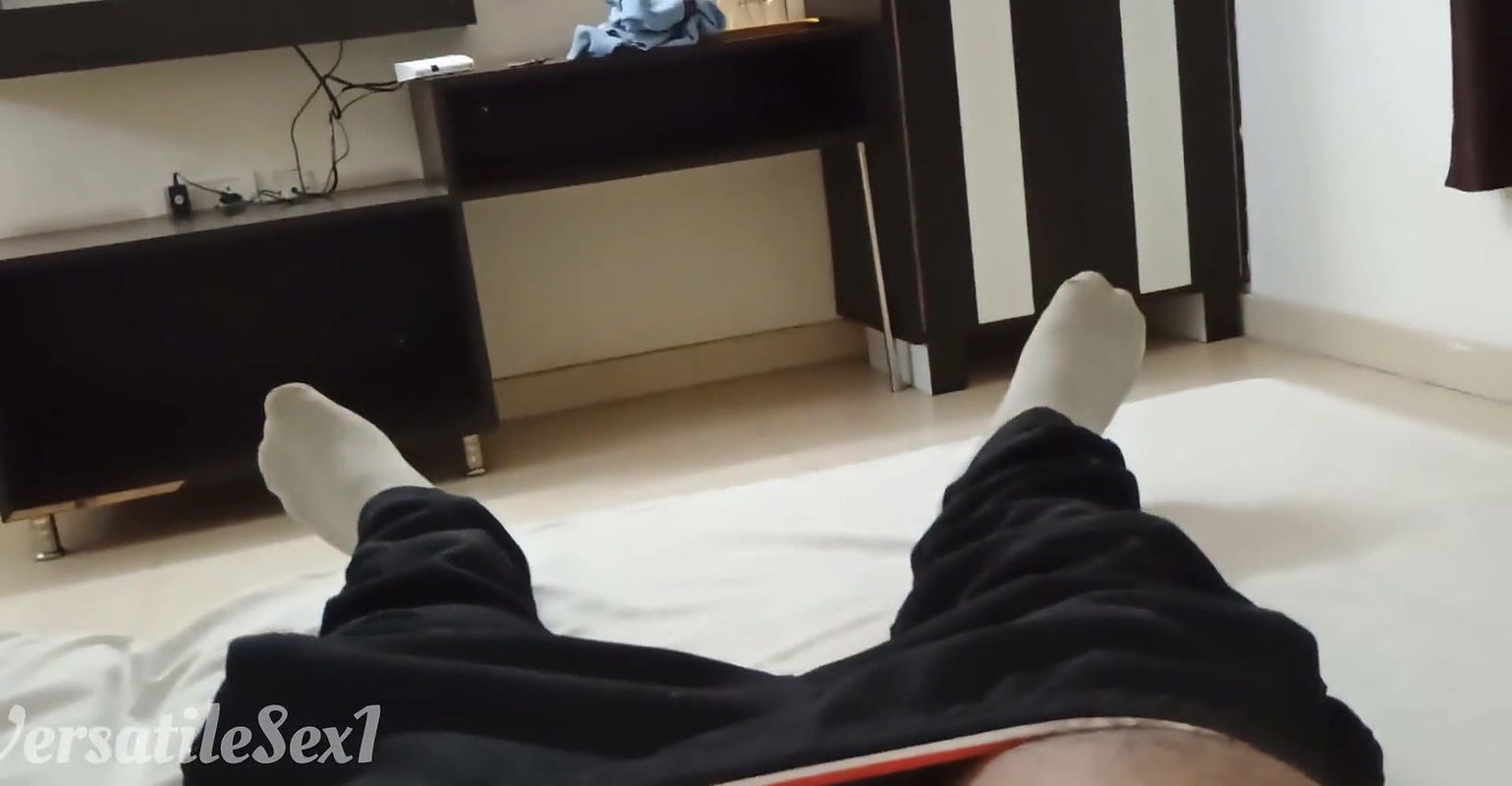 Indian desi bhabhi giving blowjob and fucking hard