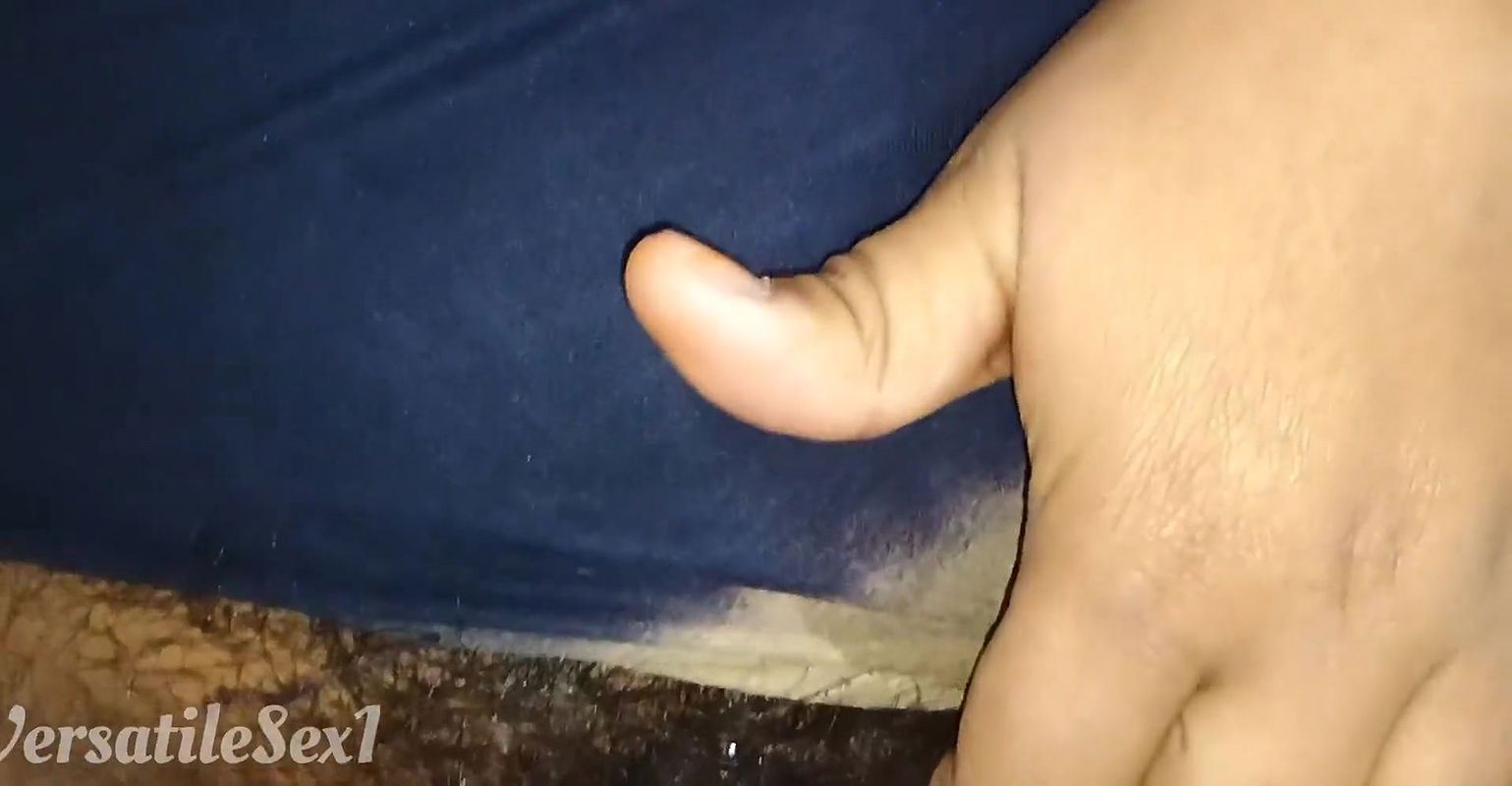 Indian desi bhabhi giving blowjob and fucking hard