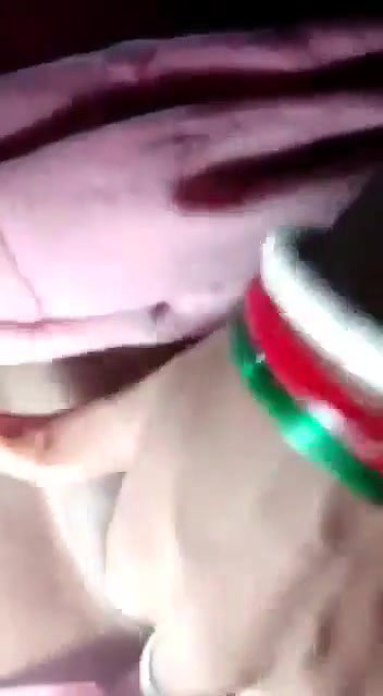 Village bhabhi fingering