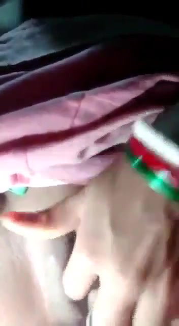 Village bhabhi fingering