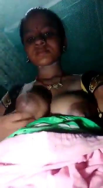 Village bhabhi fingering