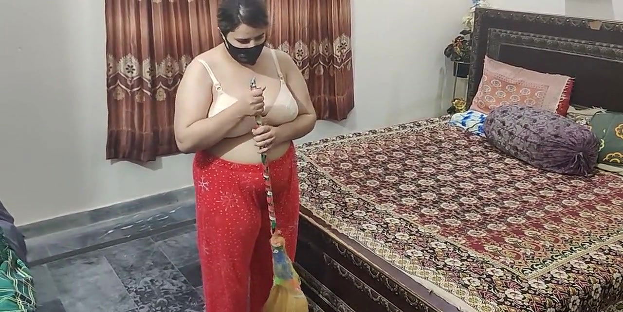 pakistani bigass step mom cleaning room