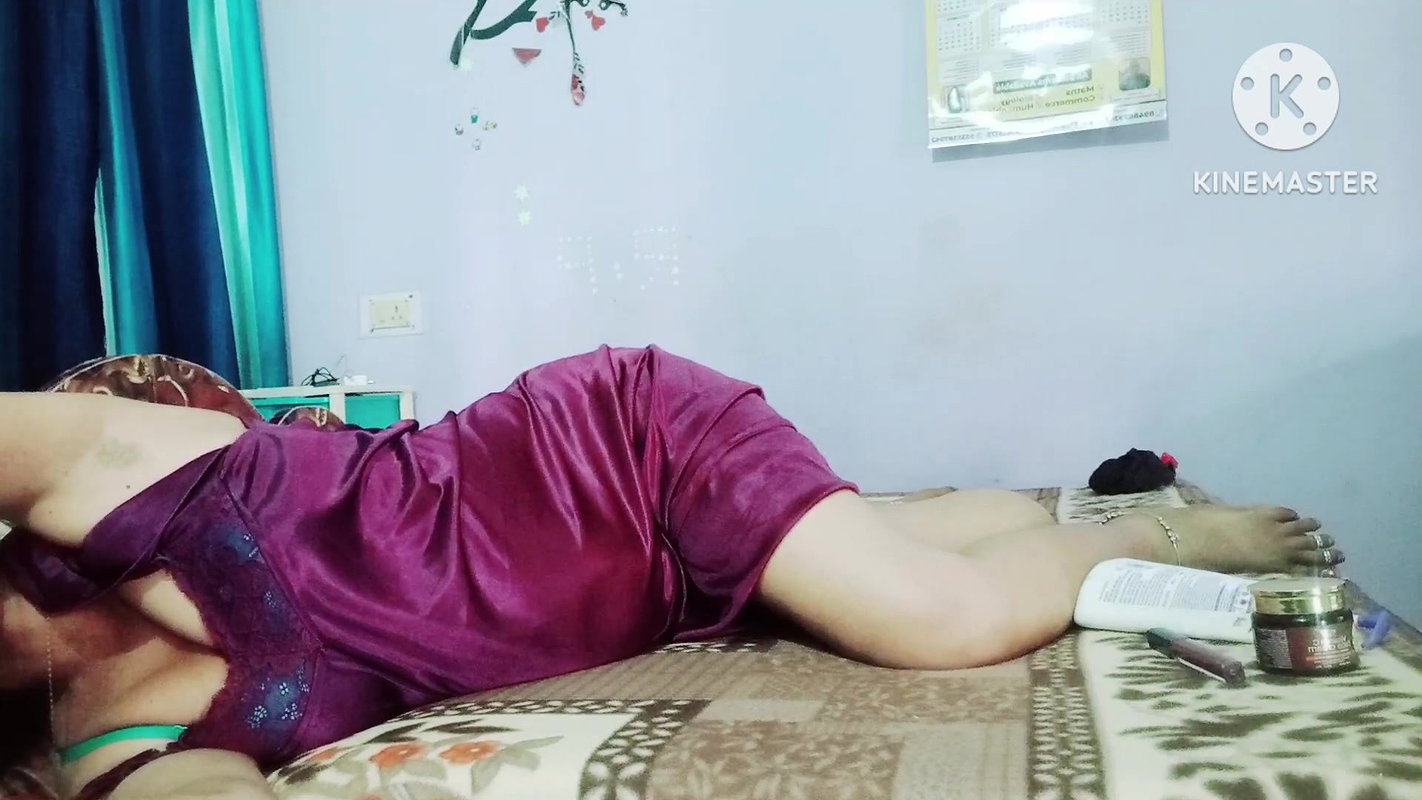 Indian housewife priya (4)