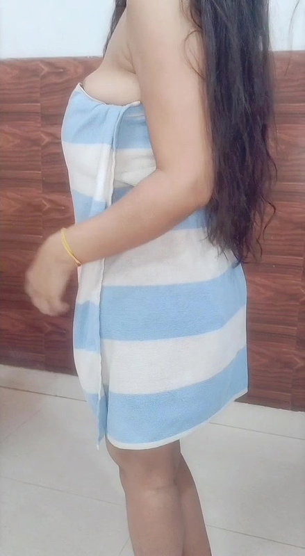 Indian vlogger mahi