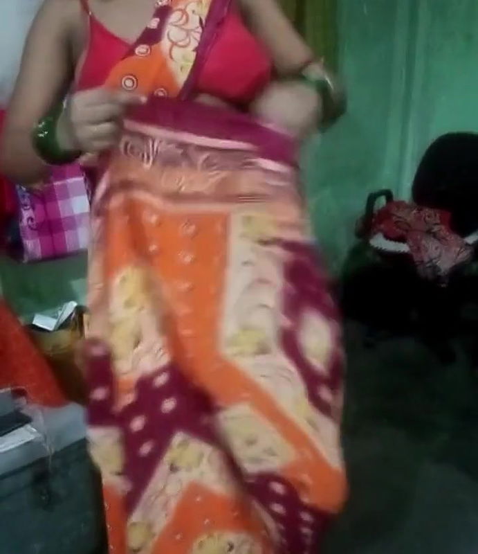 Desi sari wearing