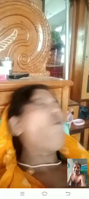 Village Bhabhi Shows Her Boobs and Pussy