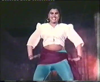 Pk nude mujra clip (2)