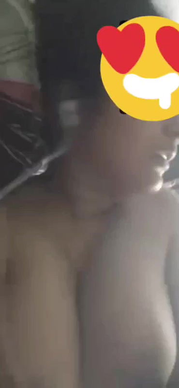 Beautiful Hijabi Mal Showing