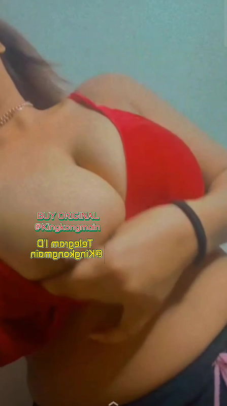 Dusky Bae Showing Her BooBs