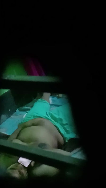 Horny Bhabi Fingering