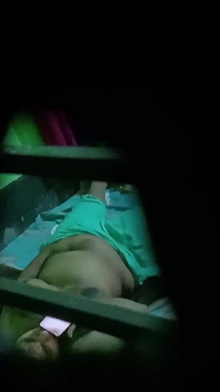 Horny Bhabi Fingering