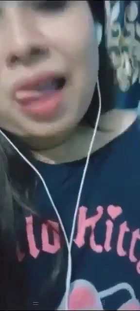 Beautiful Sexy Chubby Girl Showing