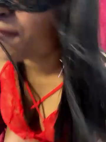 Stripchat-Public.Show-c-LillyLive-2024.05.04.211601