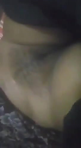 Unsatisfied Bhabi Fingering With DirtyTalk