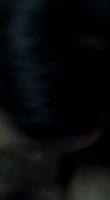 Teen girlfriend gives Nice BJ