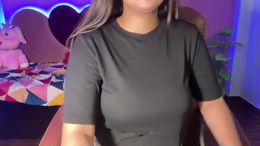 Stripchat-Public.Show-f-Funky_faira-2024.06.23.123119