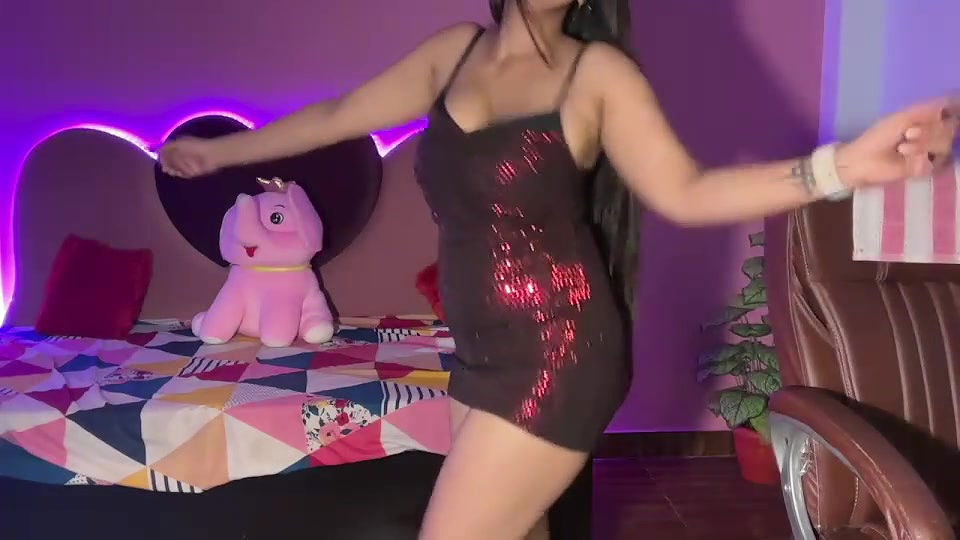 Stripchat-Public.Show-f-Funky_faira-2024.07.08.113642