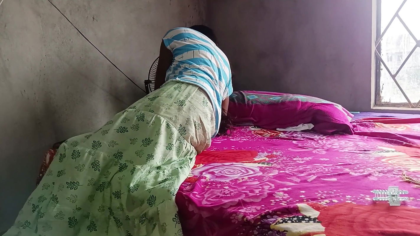 Skinny Young Amateur Teen Couple Having Great Sex