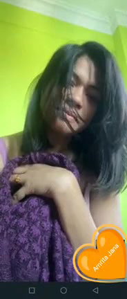 Sexy Bengali Girl Showing