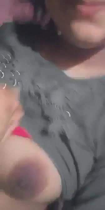 Desi cutie showing boobs