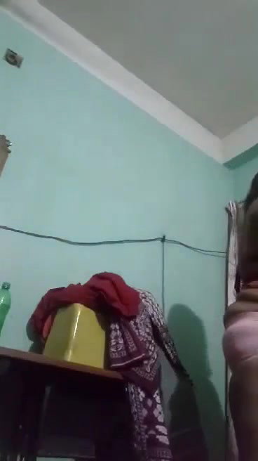 BBW Chubby Milf Showing