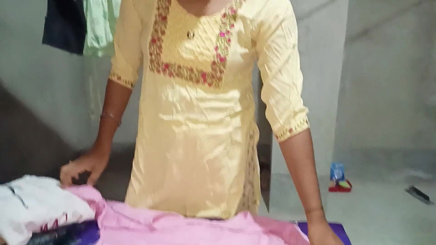 This amateur really likes anal sex. Homemade