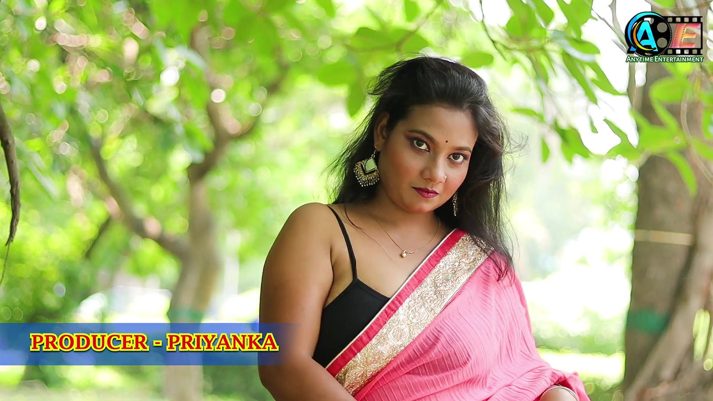Beautiful horny charu bhabhi huge cleavage hot nael and armpit show