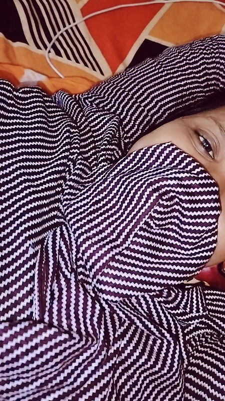 I sucked my wife’s pussy and let out the water