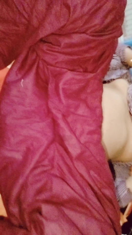 I sucked my wife’s pussy and let out the water